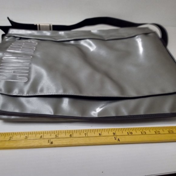 CHIVAS REGAL Gray Leather (type) Messenger Laptop BAG Unisex sheen quality - Picture 7 of 9